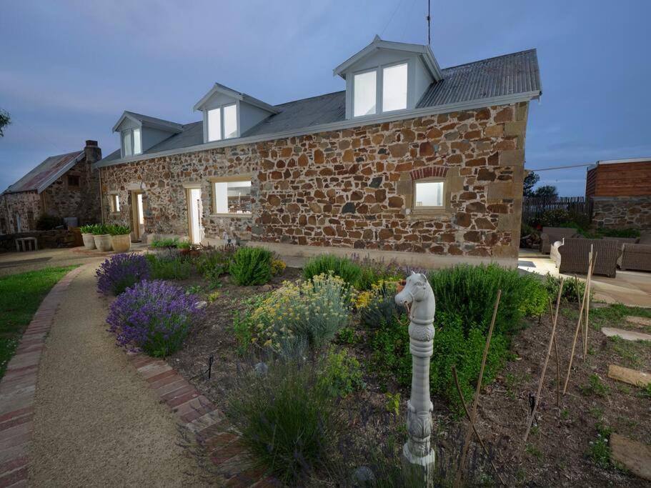 *Newly Relisted* Coach House At Lisdillon Vineyard Βίλα Little Swanport Εξωτερικό φωτογραφία